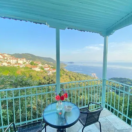 בית נופש The Balcony *