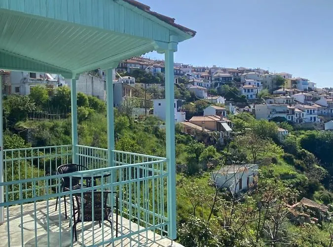 Case de vacanță The Balcony Glossa