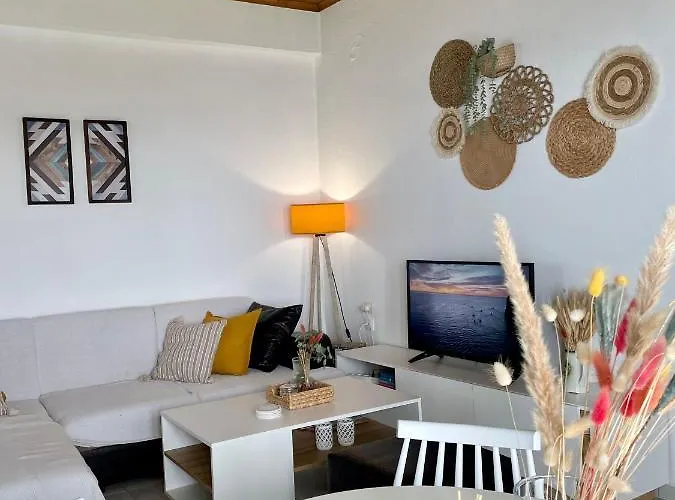 Holiday home The Balcony Glossa